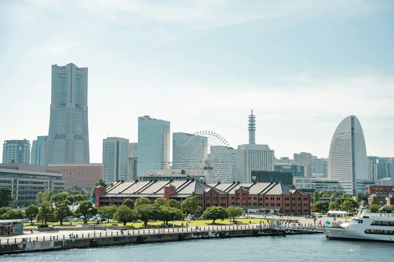 横浜: みなとみらい・山下公園・中華街